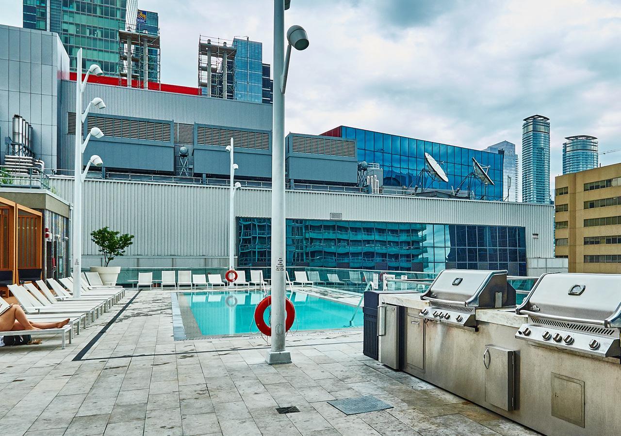 Diamond Suite Toronto Exterior photo